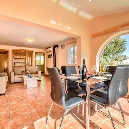 Alexandra - Plusholidays Villa
